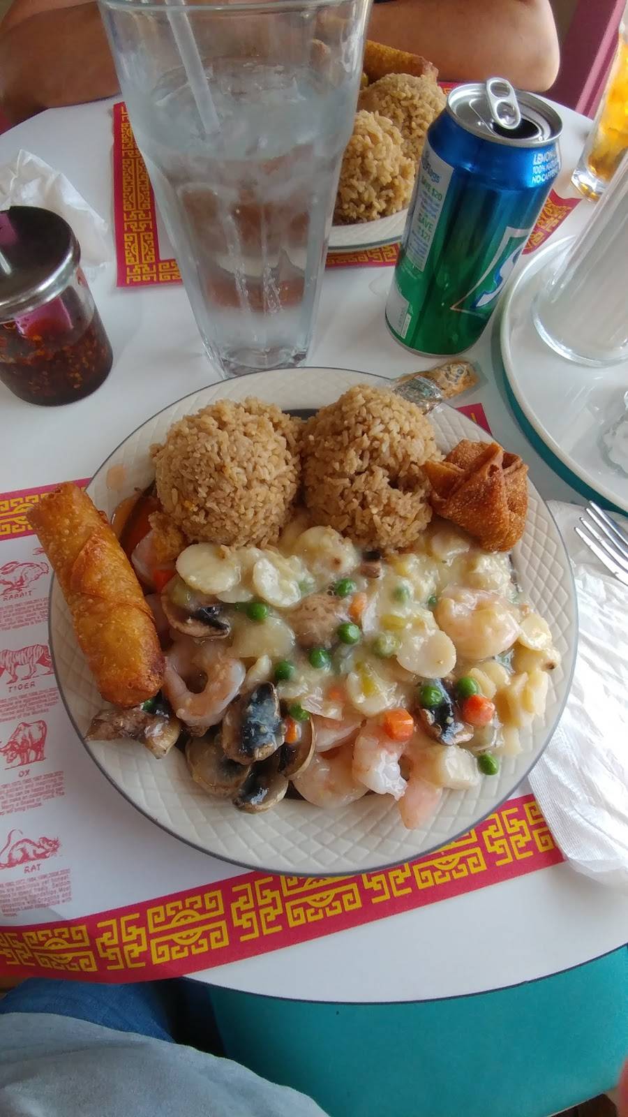 Gold Dragon Chinese Restaurant | restaurant | 7116, 1500 W Pioneer Dr, Irving, TX 75061, USA | 9722539030 OR +1 972-253-9030