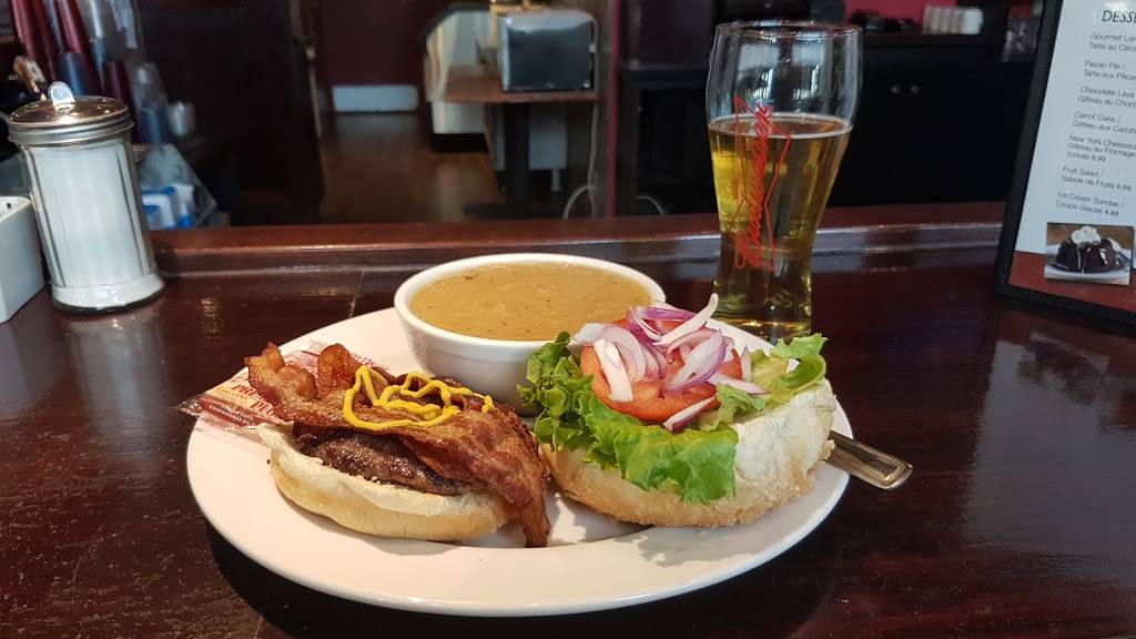 Sandee’s Restaurant | restaurant | 994 Notre Dame St, Embrun, ON K0A 1W0, Canada | 6133700771 OR +1 613-370-0771