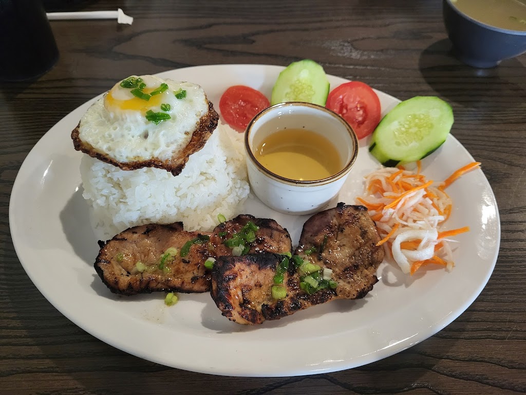 Retro Vietnam - Coffee and Cuisine | restaurant | 1149 Old Fannin Rd #16, Brandon, MS 39047, USA | 7692162442 OR +1 769-216-2442