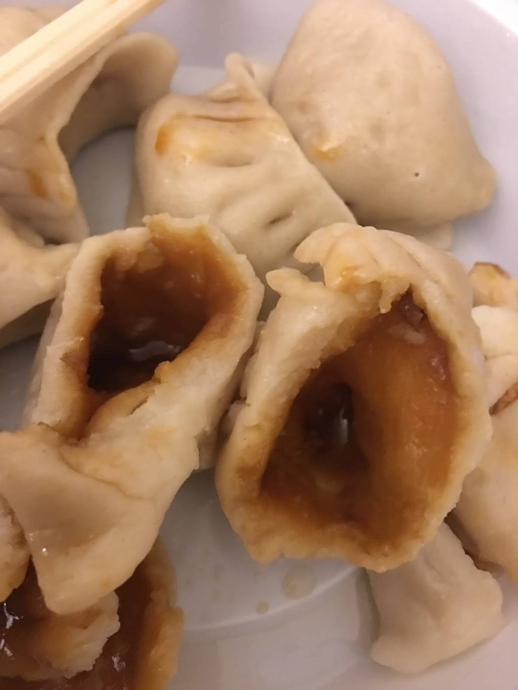 Asian House | restaurant | 1 Dempsey Rd, Madison, WI 53714, USA | 6082680005 OR +1 608-268-0005