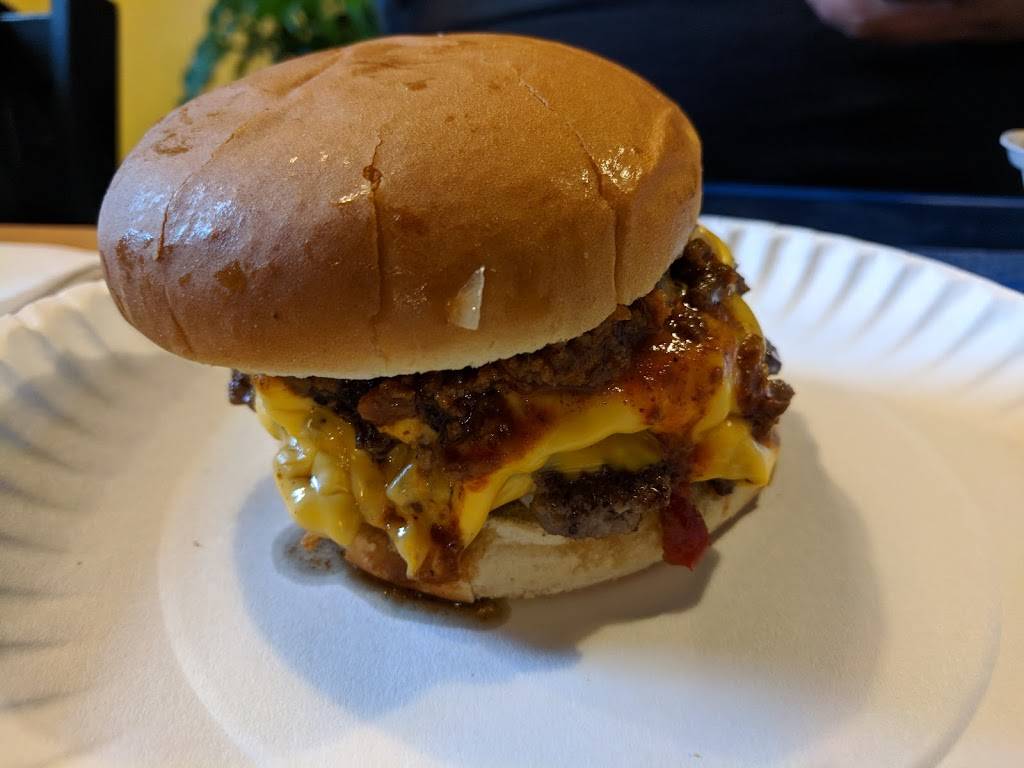 Wayback Burgers | restaurant | 160 S Sterling St, Morganton, NC 28655, USA | 8284386936 OR +1 828-438-6936