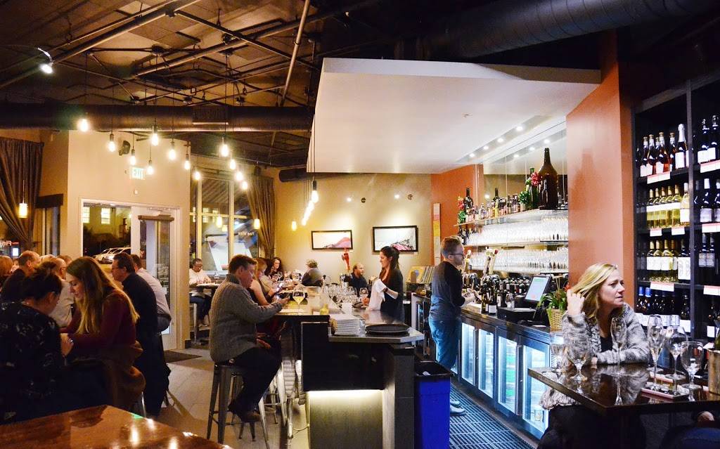 Vin Debut & Spillover Room Private Events | restaurant | 9 W Portal Ave, San Francisco, CA 94127, USA | 4159870414 OR +1 415-987-0414