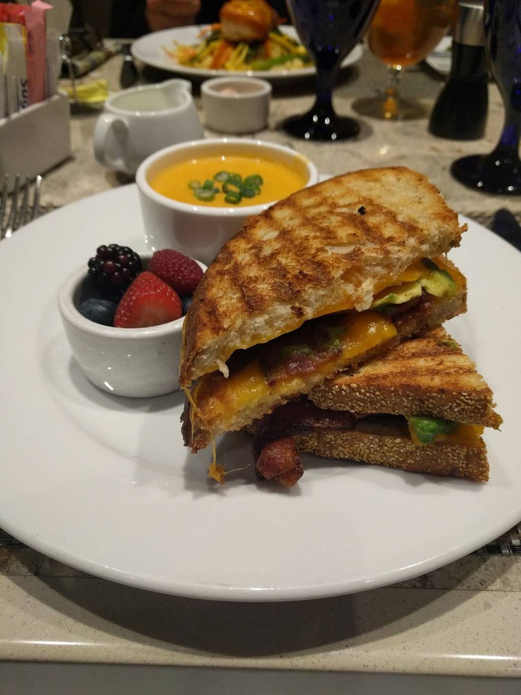 Marketplace Cafe | restaurant | 135 Westchester Ave, White Plains, NY 10601, USA | 9149461122 OR +1 914-946-1122