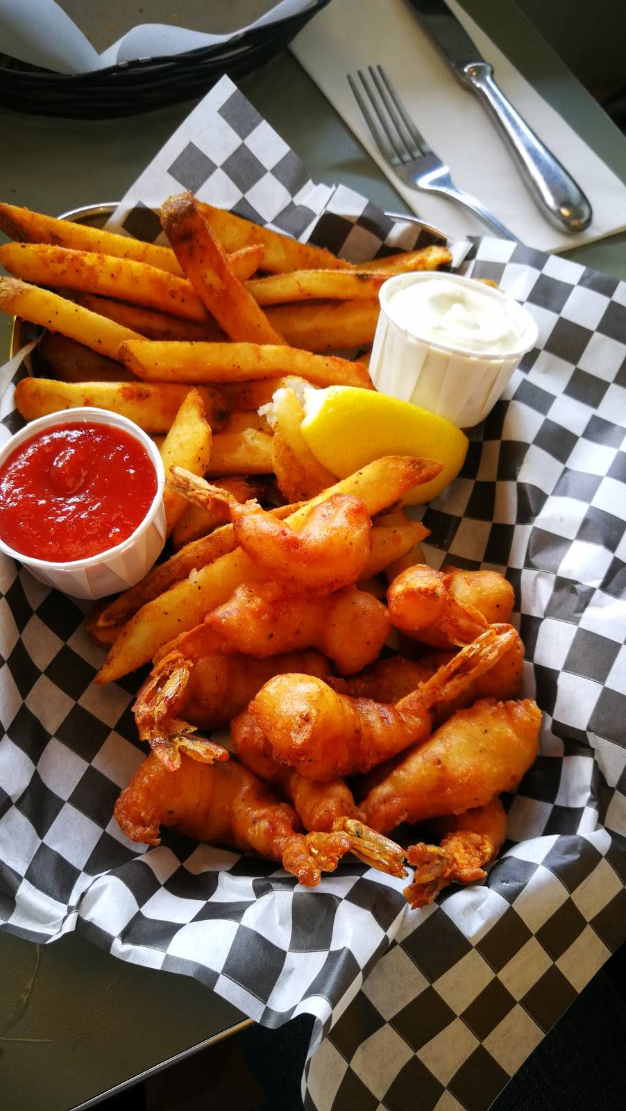 Cafe 8 | restaurant | 2829 Taylor St, San Francisco, CA 94133, USA | 4153591200 OR +1 415-359-1200