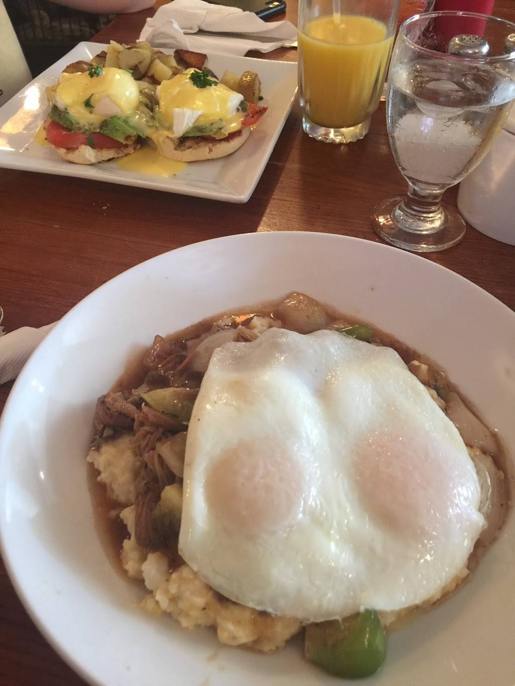 Hinge Cafe | cafe | 2652 E Somerset St, Philadelphia, PA 19134, USA | 2154256614 OR +1 215-425-6614