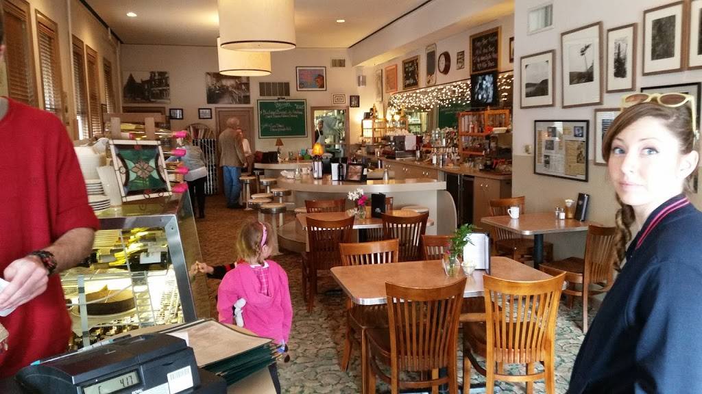 Little Village Cafe | restaurant | 146 4th Ave, Baraboo, WI 53913, USA | 6083562800 OR +1 608-356-2800