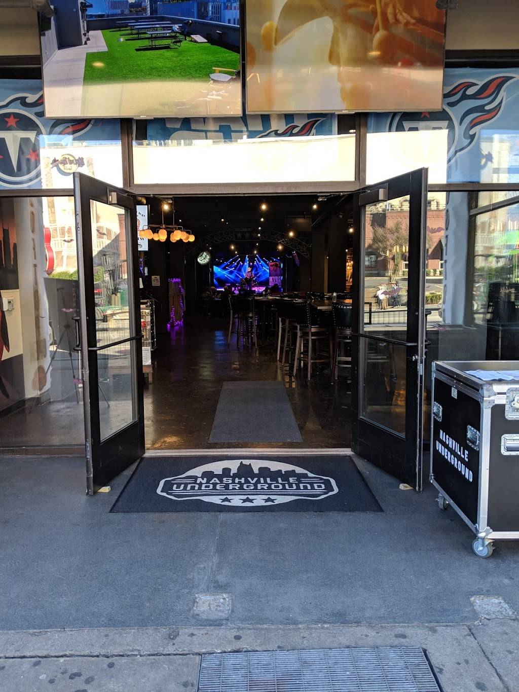 Nashville Underground | restaurant | 105 Broadway, Nashville, TN 37201, USA | 6159643000 OR +1 615-964-3000