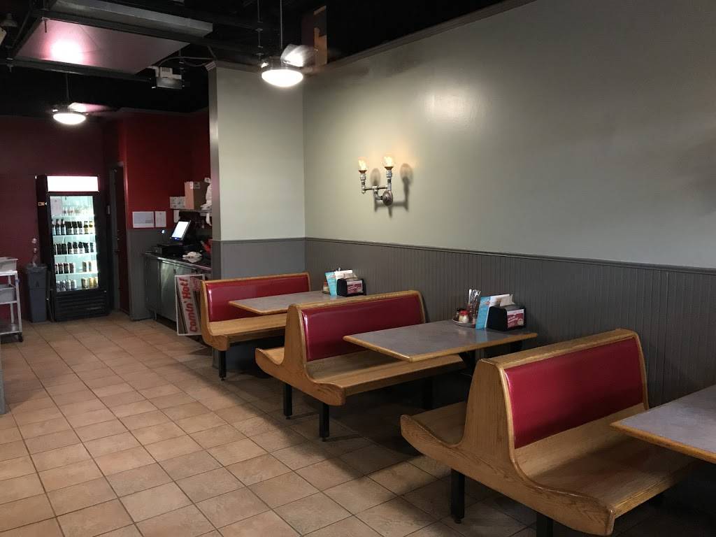 Reds Savoy Pizza | restaurant | 2329 Hennepin Ave S, Minneapolis, MN 55405, USA | 6123773110 OR +1 612-377-3110