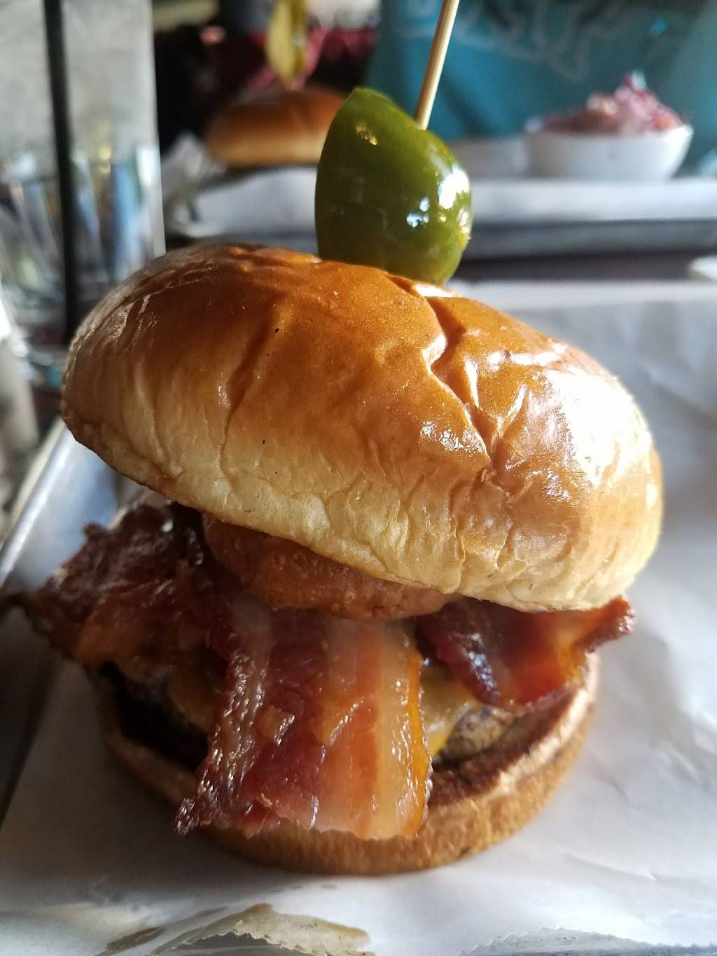 Brookfield Ale House | restaurant | 8900 Fairview Ave, Brookfield, IL 60513, USA | 7082555933 OR +1 708-255-5933