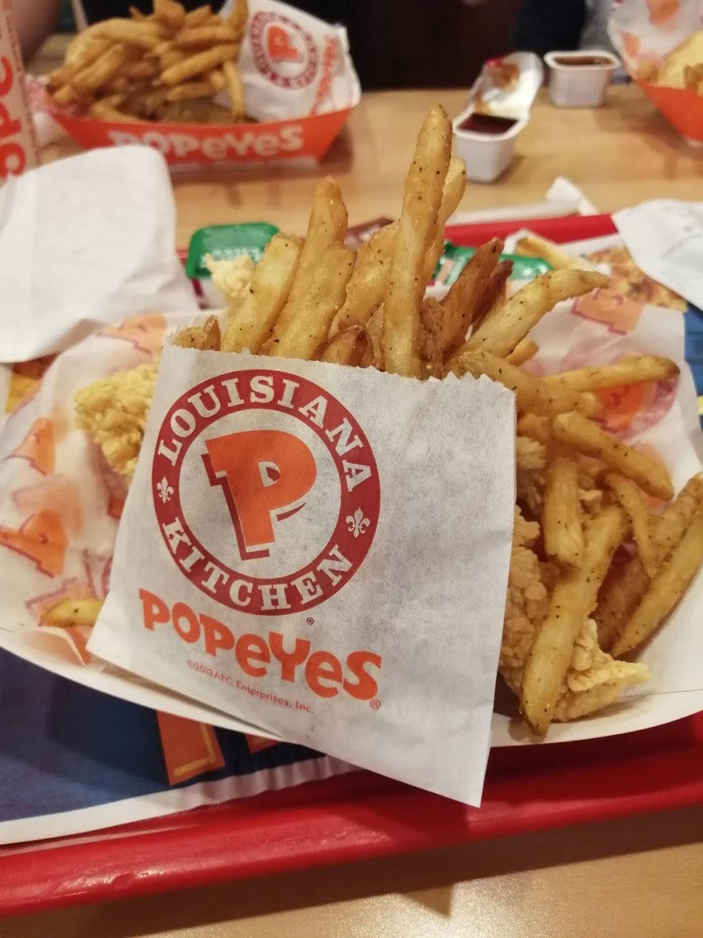 Popeyes Louisiana Kitchen | restaurant | 504 E Sugarland Hwy, Clewiston, FL 33440, USA | 8639832640 OR +1 863-983-2640