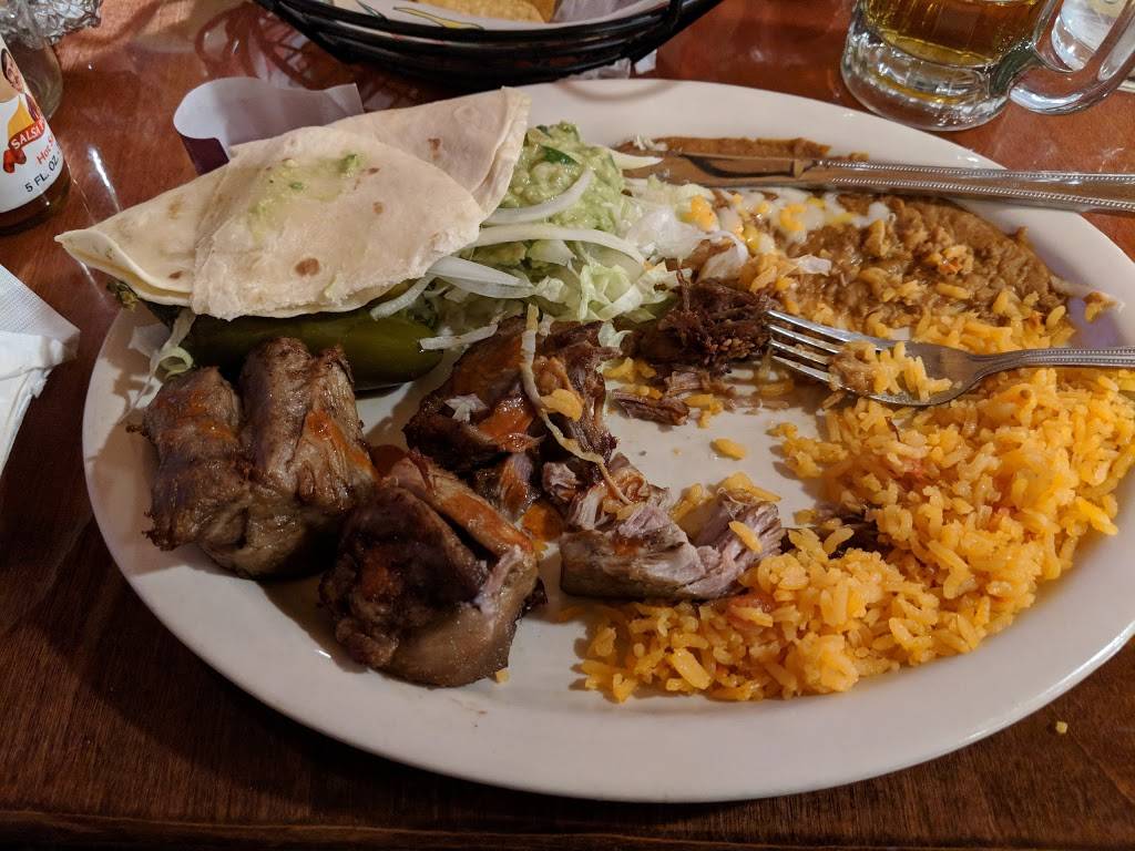 Rancho Nuevo | restaurant | 915 N Royal Ave, Front Royal, VA 22630, USA | 5405513576 OR +1 540-551-3576