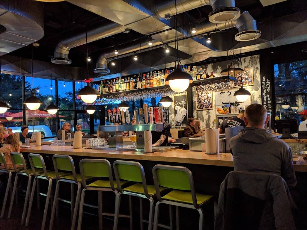 Hopdoddy Burger Bar | restaurant | 449 W 19th St Suite D-100, Houston, TX 77008, USA | 3462502100 OR +1 346-250-2100