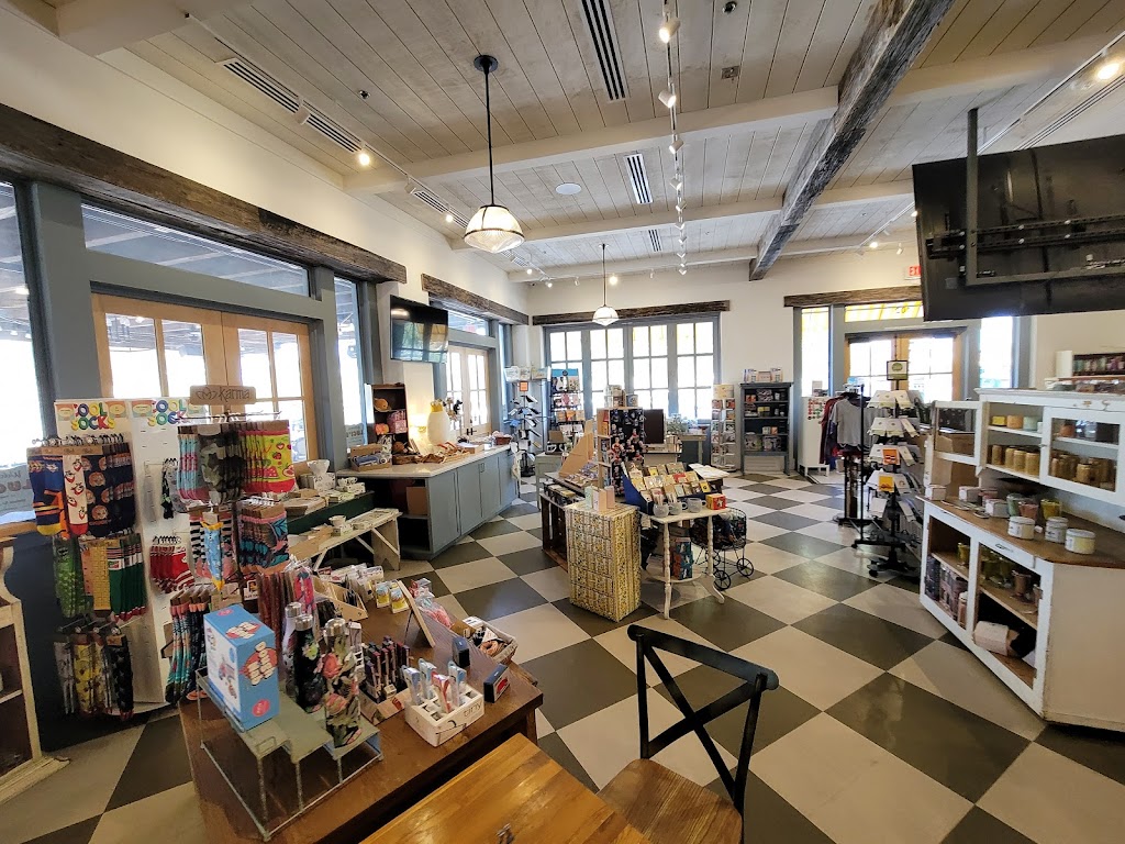 Lucis at the Grove | restaurant | 7400 N Vía Paseo Del Sur Unit 102, Scottsdale, AZ 85258, USA | 4806878900 OR +1 480-687-8900