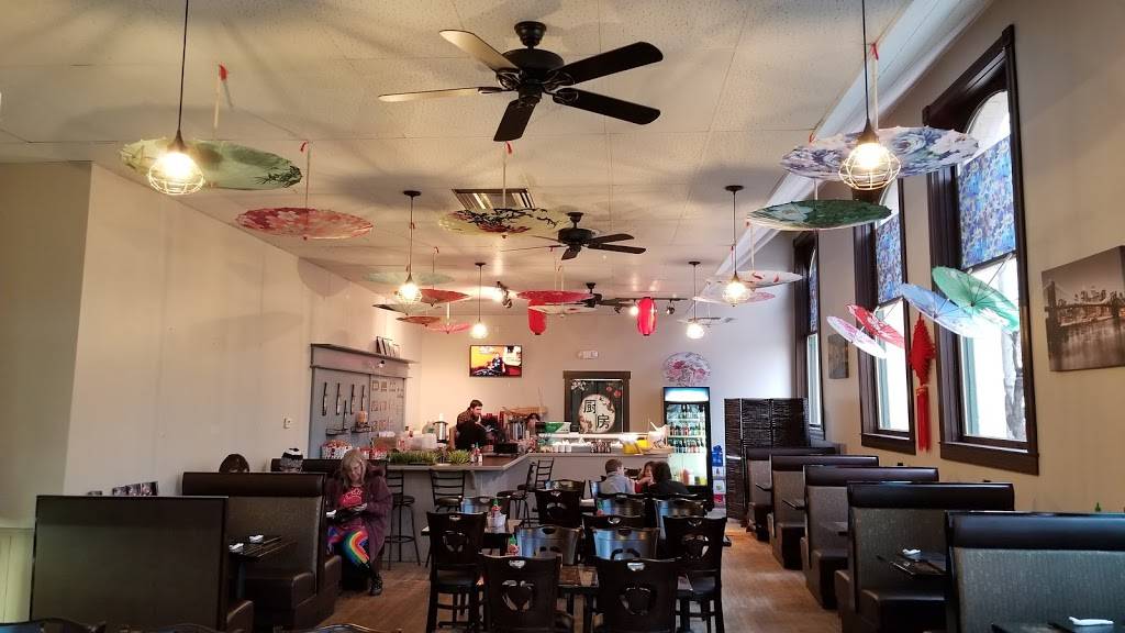 Umi Sushi | restaurant | 822 Main St, Winfield, KS 67156, USA | 6204025027 OR +1 620-402-5027