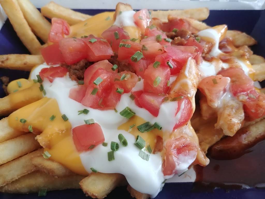 Taco Bell | meal takeaway | 1326 Simcoe St N, Oshawa, ON L1G 4X4, Canada | 9057259775 OR +1 905-725-9775