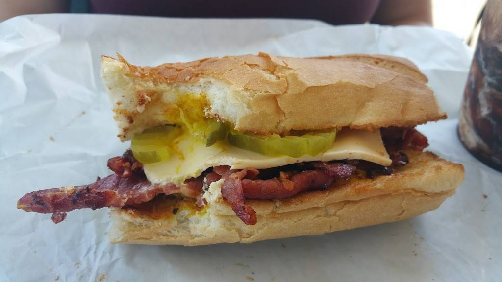 Bowinkles Drive Thru | restaurant | 912 Oak Ln, Rio Linda, CA 95673, USA | 9169919996 OR +1 916-991-9996