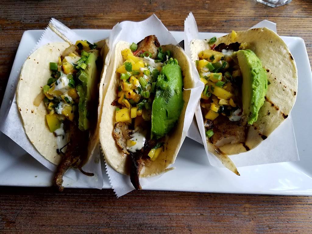 El Coyote | restaurant | 2, 70-09 Austin St, Forest Hills, NY 11375, USA | 7182680777 OR +1 718-268-0777