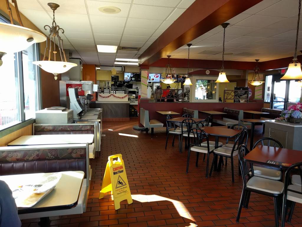 McDonalds | cafe | 360 W Felicita Ave, Escondido, CA 92025, USA | 7604890230 OR +1 760-489-0230