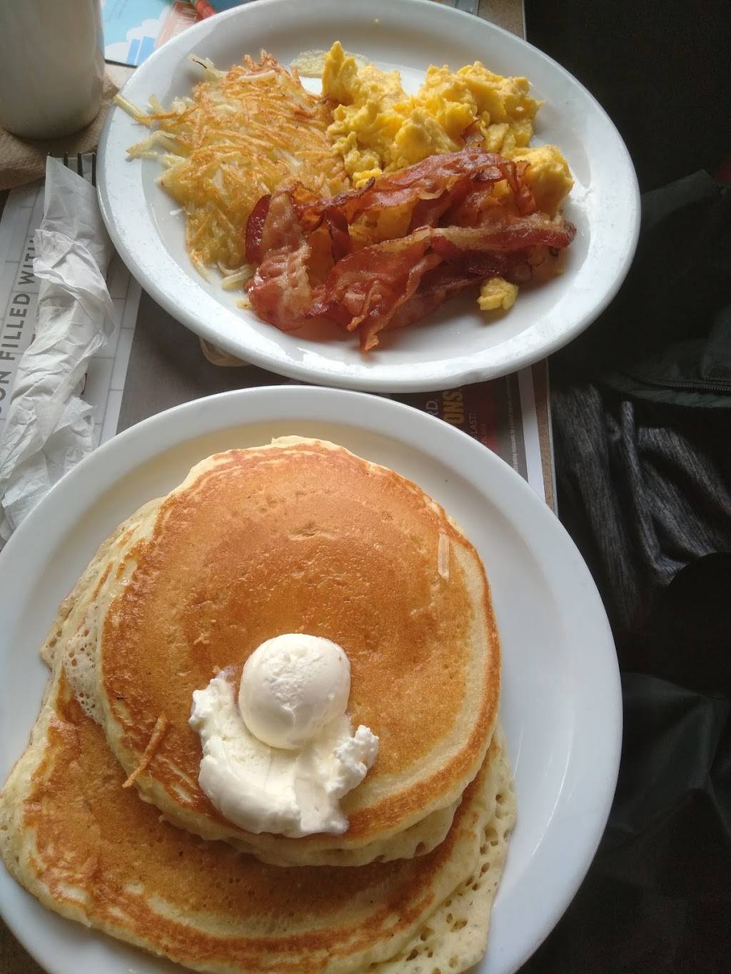 Dennys | restaurant | 11037 International Dr, Orlando, FL 32821, USA | 4072380010 OR +1 407-238-0010