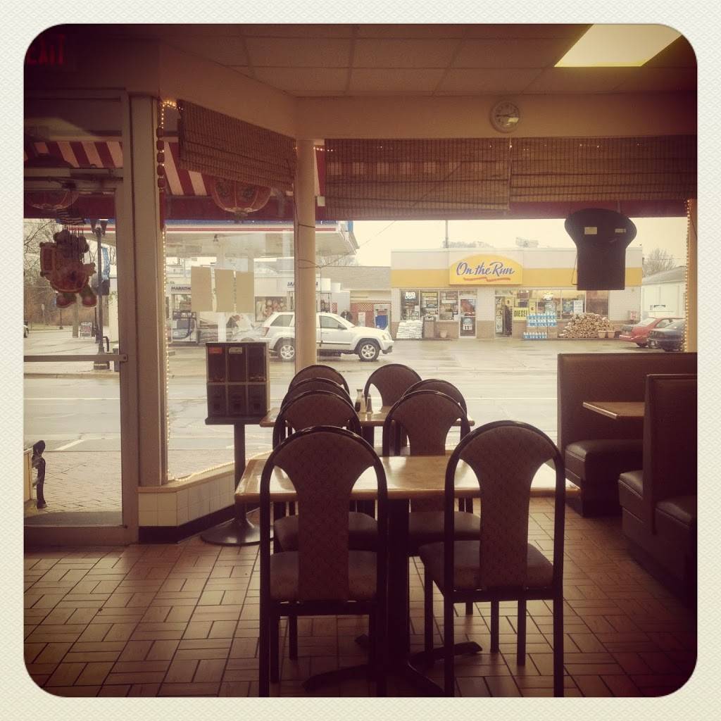 China House | restaurant | 106 W Main St, Pinckney, MI 48169, USA | 7348789000 OR +1 734-878-9000