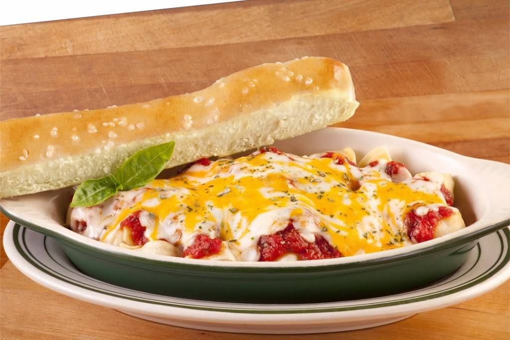 Monicals Pizza of Delphi | restaurant | 1022 S Washington St #1751, Delphi, IN 46923, USA | 7655646670 OR +1 765-564-6670