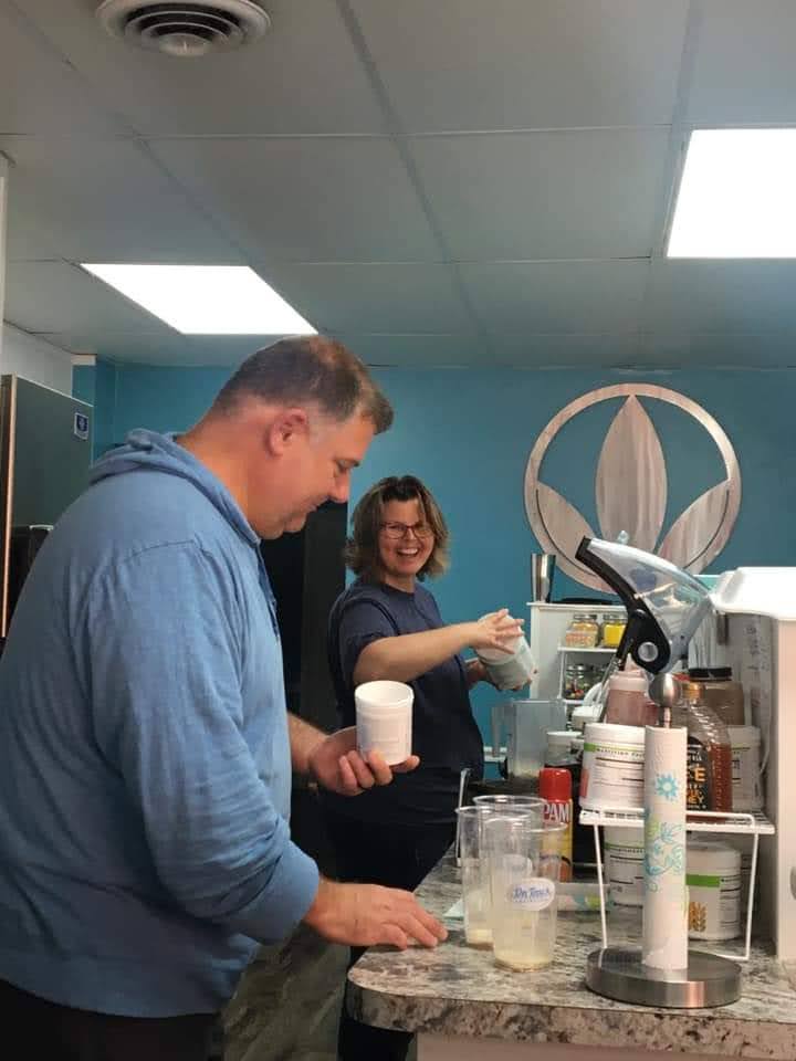 On Track Nutrition | restaurant | 208 N Main St, Wellington, OH 44090, USA | 5672193629 OR +1 567-219-3629