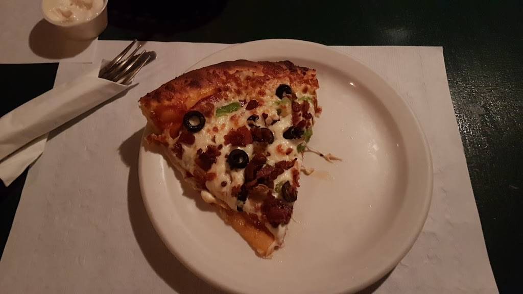 Resto Le Notre-Dame | restaurant | 142 Rue Notre Dame, Maniwaki, QC J9E 2J2, Canada | 8194497099 OR +1 819-449-7099