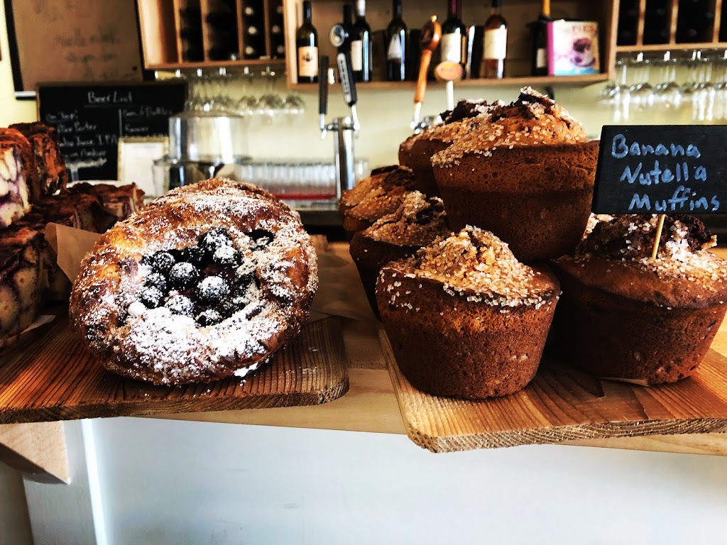 Salmon Creek Cafe | cafe | 11620 Ambaum Blvd SW, Burien, WA 98146, USA | 2062444303 OR +1 206-244-4303