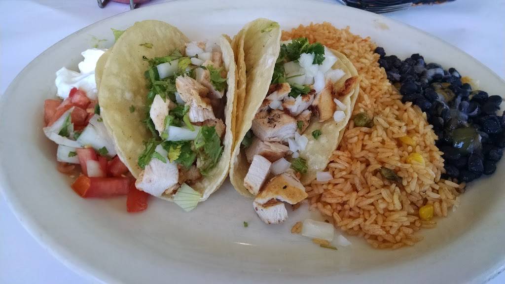 Samanthas Restaurant | restaurant | 631 University Blvd E, Silver Spring, MD 20901, USA | 3014457300 OR +1 301-445-7300