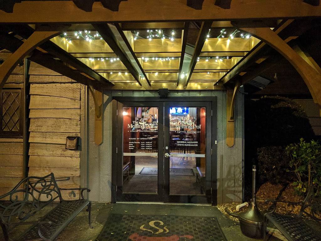 The Melting Pot | restaurant | 2221 4th St N, St. Petersburg, FL 33704, USA | 7278956358 OR +1 727-895-6358