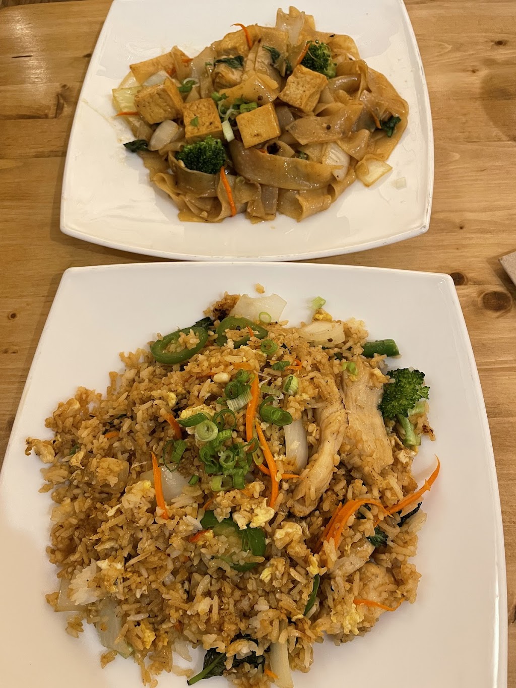 Grub Thai Restaurant | restaurant | 11 Snowmass Mall, Snowmass Village, CO 81615, USA | 9709239558 OR +1 970-923-9558