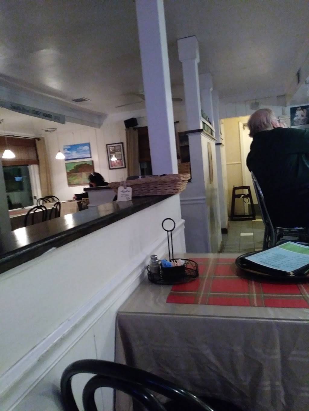 Varneys Restaurant | restaurant | 2109 Montauk Hwy, Brookhaven, NY 11719, USA | 6312869569 OR +1 631-286-9569