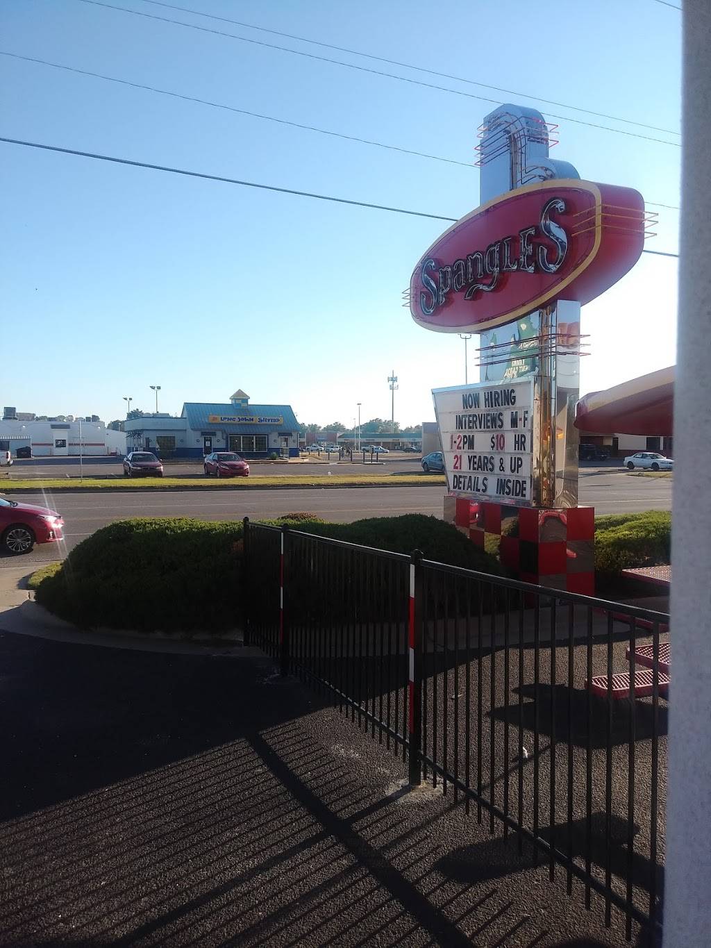 Spangles | restaurant | 1138 W Pawnee St, Wichita, KS 67213, USA | 3163030002 OR +1 316-303-0002