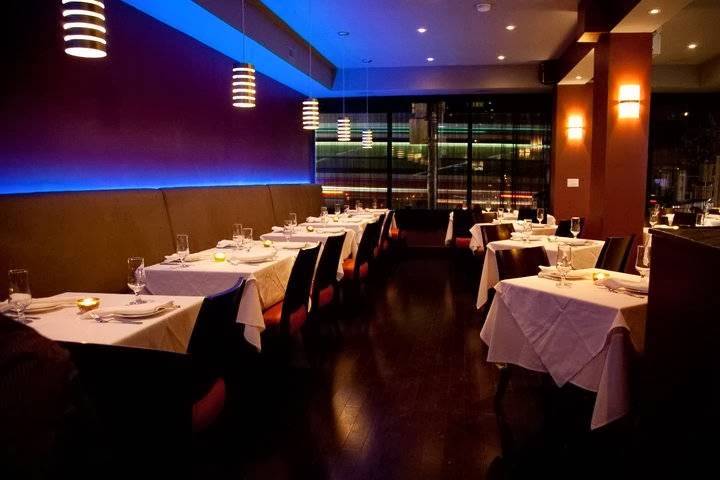 Delhi Bistro | restaurant | 2214 Queen St E, Toronto, ON M4E 1E9, Canada | 6473516112 OR +1 647-351-6112