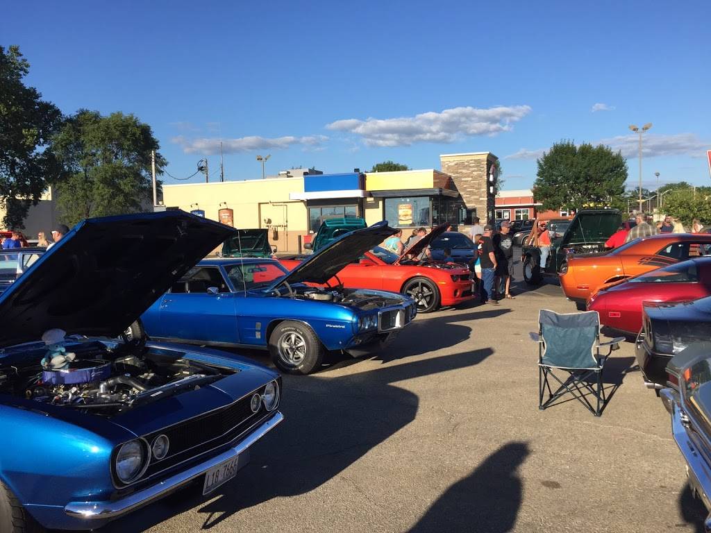 Dairy Queen Grill & Chill | restaurant | 405 8th St, Monroe, WI 53566, USA | 6083255584 OR +1 608-325-5584