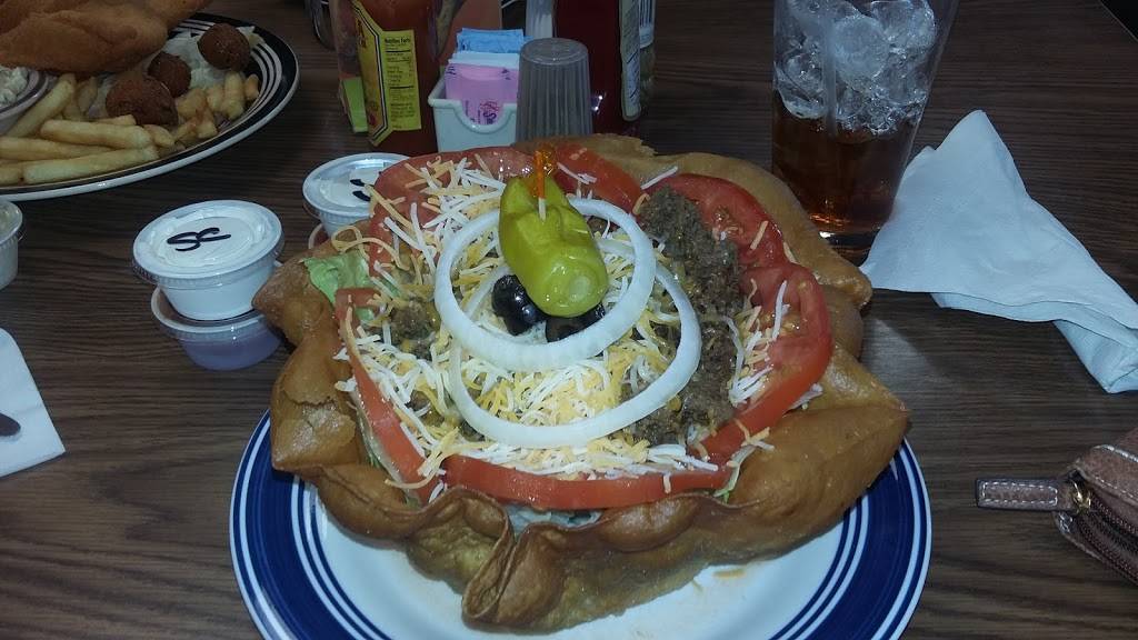 Happy Chef Restaurant | restaurant | 1506 US-27, Lake Placid, FL 33852, USA | 8634652443 OR +1 863-465-2443