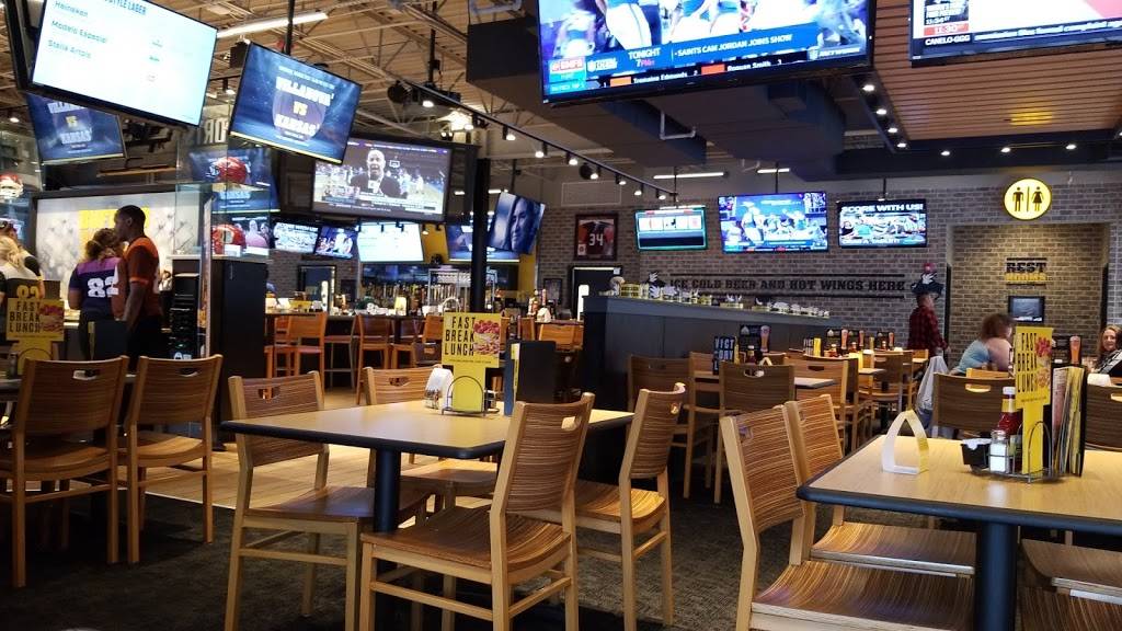 Buffalo Wild Wings | meal takeaway | 101 S Independence Blvd, Virginia Beach, VA 23462, USA | 7576871606 OR +1 757-687-1606