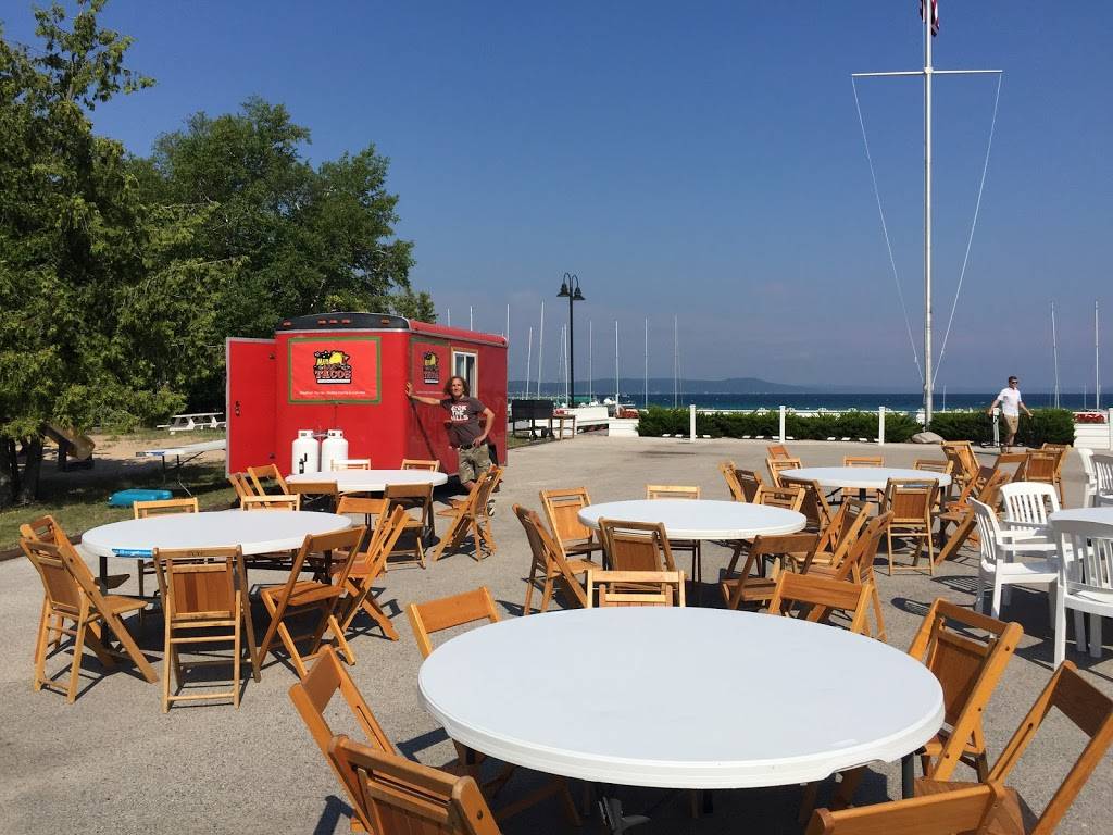 Muy Loco Tacos | restaurant | Unit 3 - Moseley Acres Farm, 1111 Eagles Nest Dr, Beulah, MI 49617, USA | 2313135657 OR +1 231-313-5657