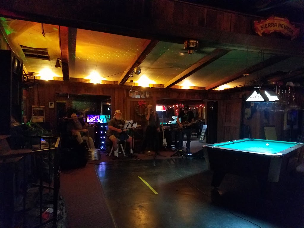 Crivellis Bar | restaurant | 4100 CA-169, Klamath, CA 95548, USA | 7074823713 OR +1 707-482-3713