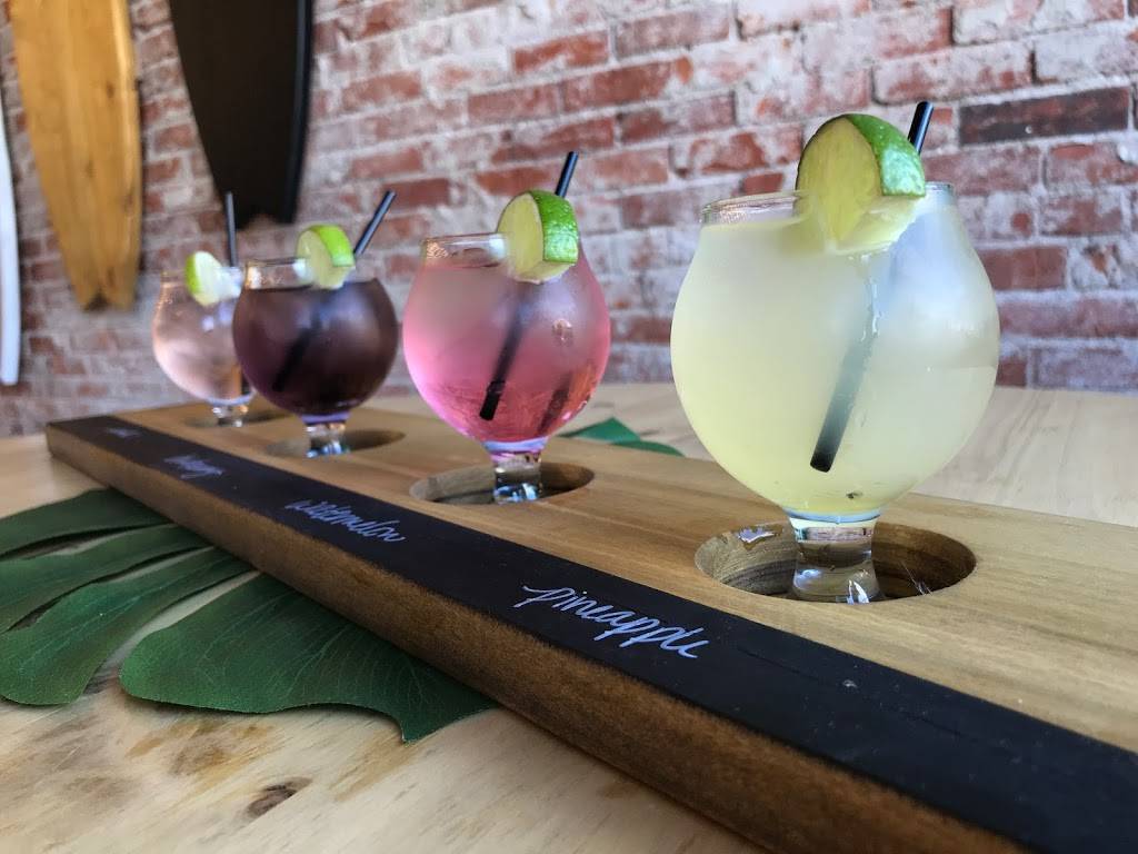 Coconuts Cabana | restaurant | 620 Main St, Mediapolis, IA 52637, USA | 3193949999 OR +1 319-394-9999