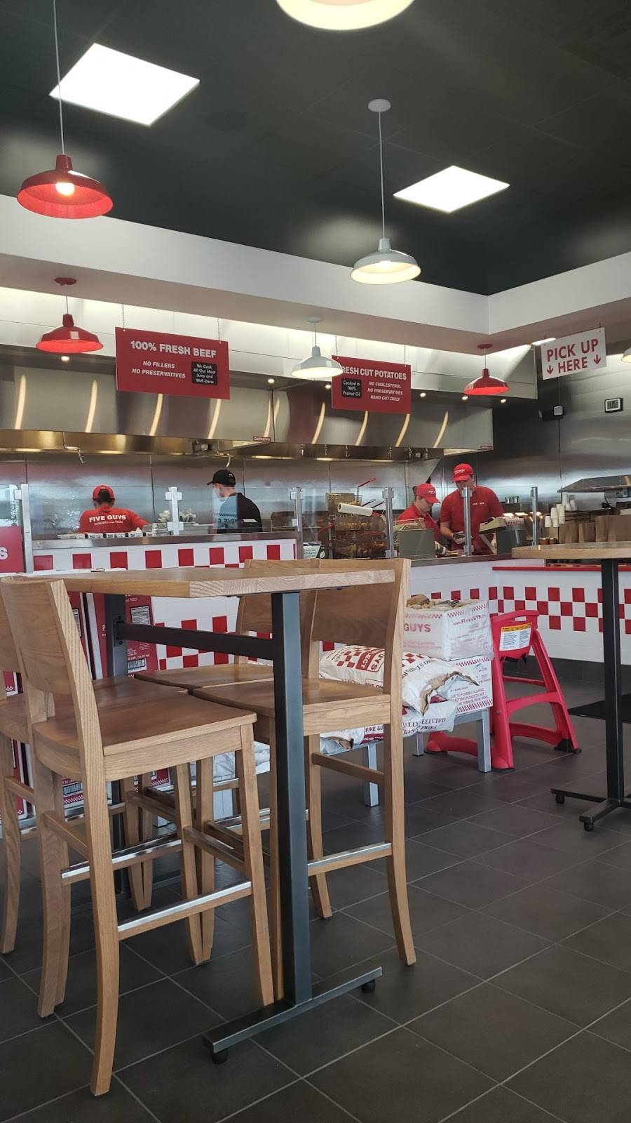 Five Guys | meal takeaway | 20 University Blvd, Harrisonburg, VA 22801, USA | 5402172952 OR +1 540-217-2952
