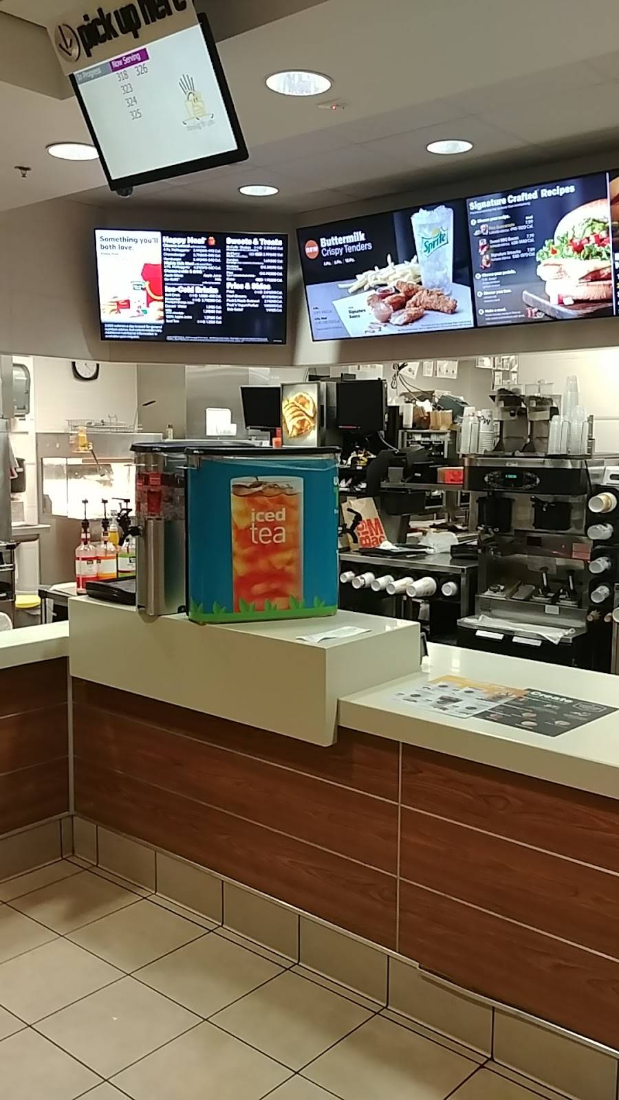 McDonalds | cafe | 1641 N College Ave, Fayetteville, AR 72701, USA | 4795211767 OR +1 479-521-1767