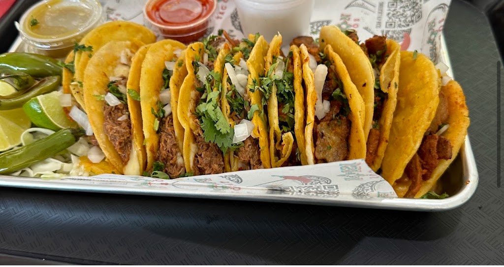 Fusion Tacos Gibson | restaurant | 5901 Gibson Blvd SE, Albuquerque, NM 87108, USA | 5056394619 OR +1 505-639-4619