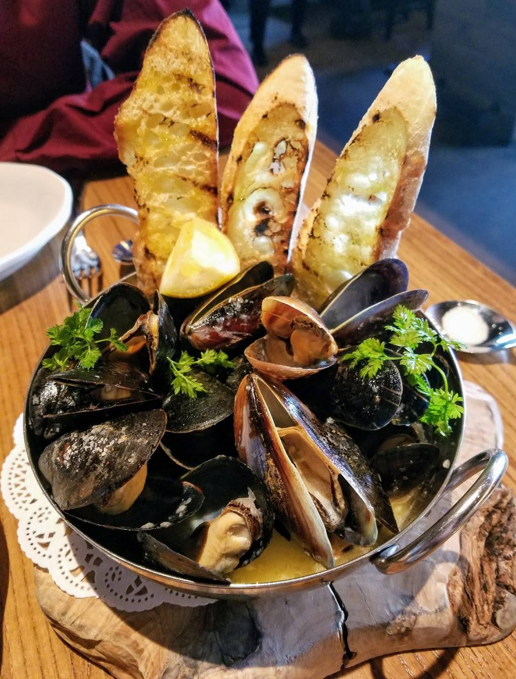 ie - Italian Eatery | restaurant | 4724 Cedar Ave, Minneapolis, MN 55407, USA | 6122238504 OR +1 612-223-8504