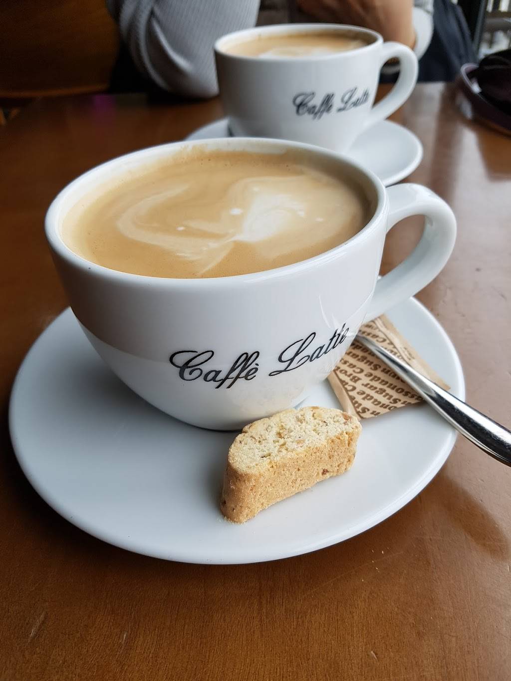 T-Bar 70 | restaurant | 350 Avenue St Denis, Saint-Sauveur, QC J0R 1R3, Canada | 4502274671 OR +1 450-227-4671