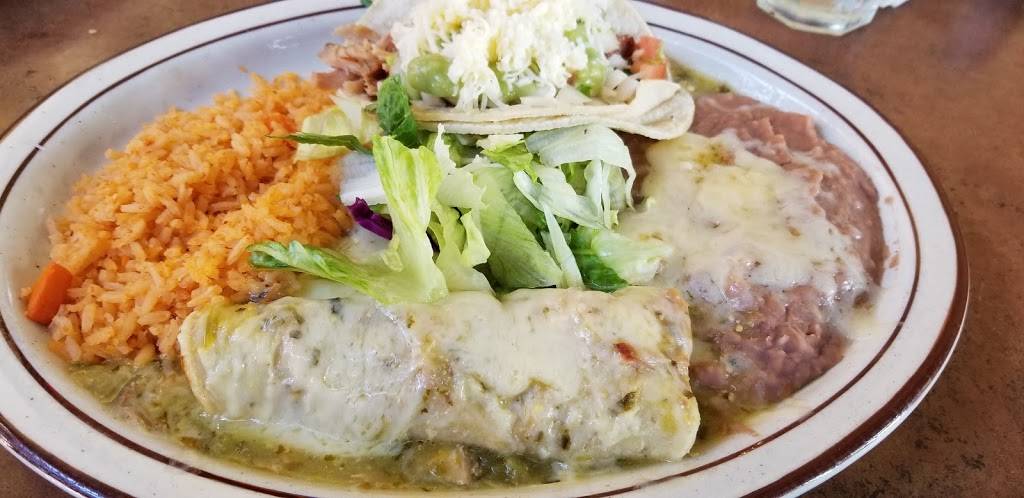 Lalos Mexican Food | restaurant | 530 New Los Angeles Ave # 110, Moorpark, CA 93021, USA | 8055299411 OR +1 805-529-9411