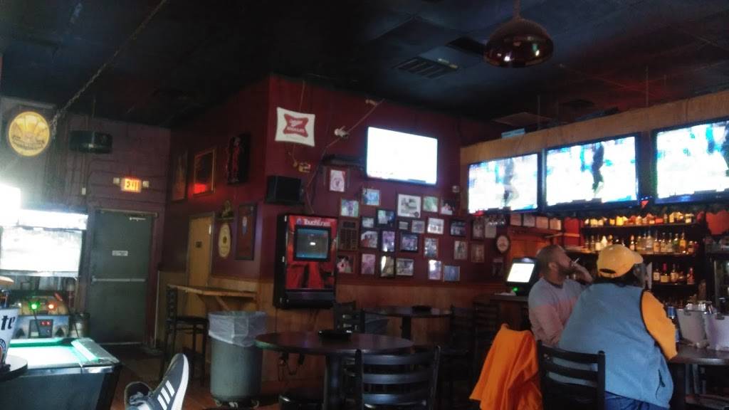 Blue Chips Sports Pub & Grill | restaurant | 7815 Montvue Rd NW, Knoxville, TN 37919, USA | 8656901763 OR +1 865-690-1763