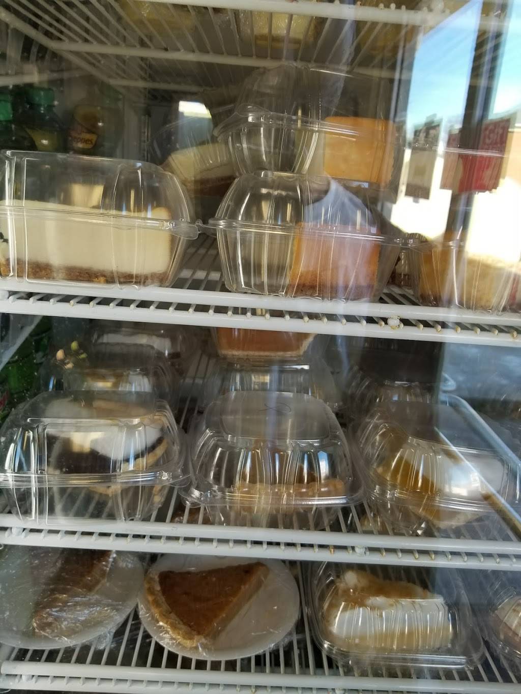 Wayside Takeout & Catering | meal takeaway | 2203 Jefferson Park Ave, Charlottesville, VA 22903, USA | 4349775000 OR +1 434-977-5000