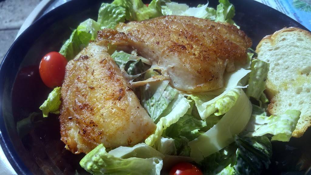 The Cove | restaurant | 17260 Harbour Pointe Dr, Fort Myers, FL 33908, USA | 2394664000 OR +1 239-466-4000