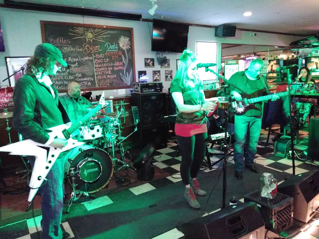 Frankies Bar & Grill | restaurant | 945 N Powers Blvd, Colorado Springs, CO 80915, USA | 7195744881 OR +1 719-574-4881